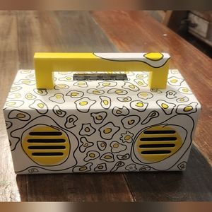 QFX BT-41-Egg-Yolk Bluetooth Streaming TWS Ready Lightshow Speaker (Yellow)